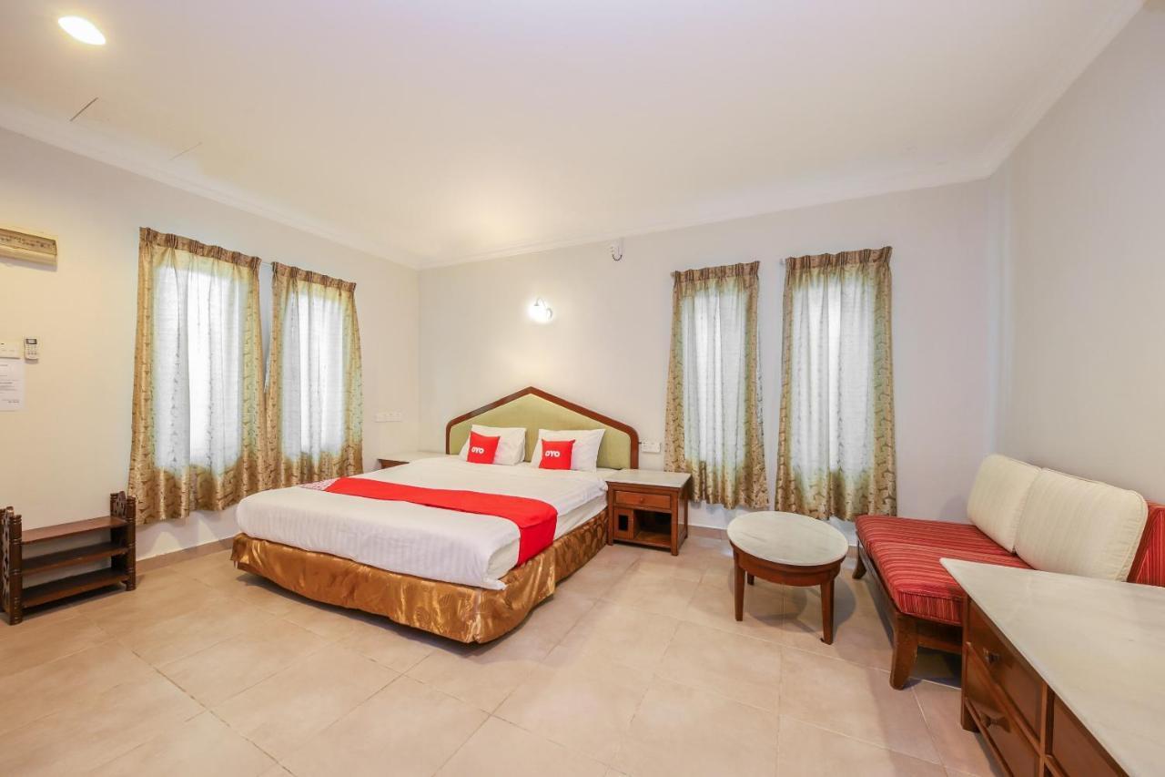Oyo 89679 Dream Garden Resort Ayer Hangat Exterior photo