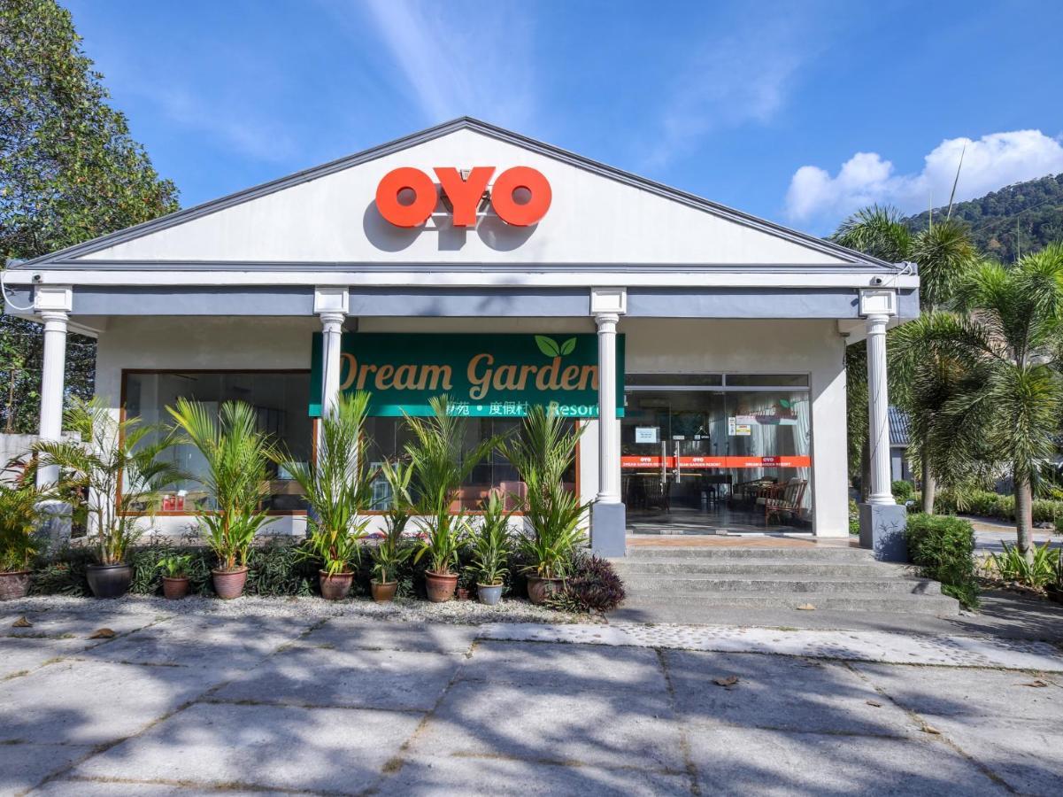 Oyo 89679 Dream Garden Resort Ayer Hangat Exterior photo