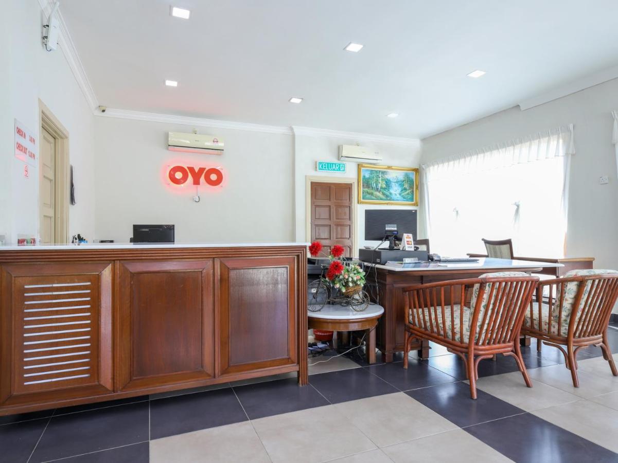 Oyo 89679 Dream Garden Resort Ayer Hangat Exterior photo