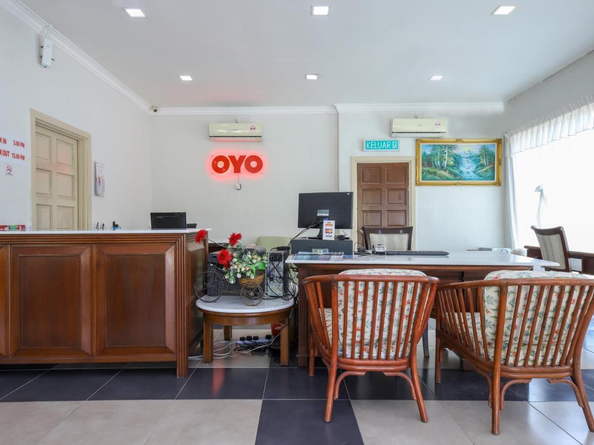 Oyo 89679 Dream Garden Resort Ayer Hangat Exterior photo